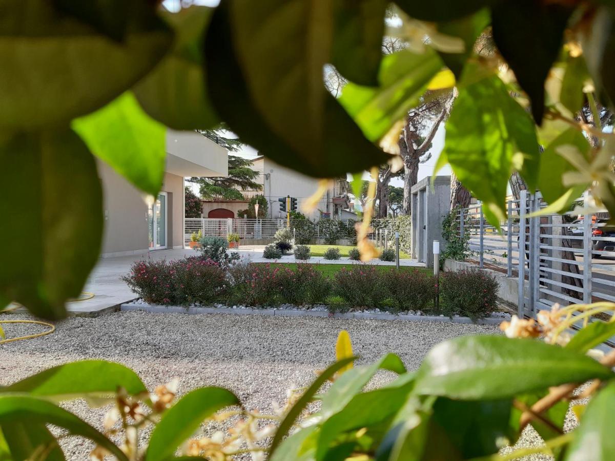 Assteas Rooms Paestum Exterior foto